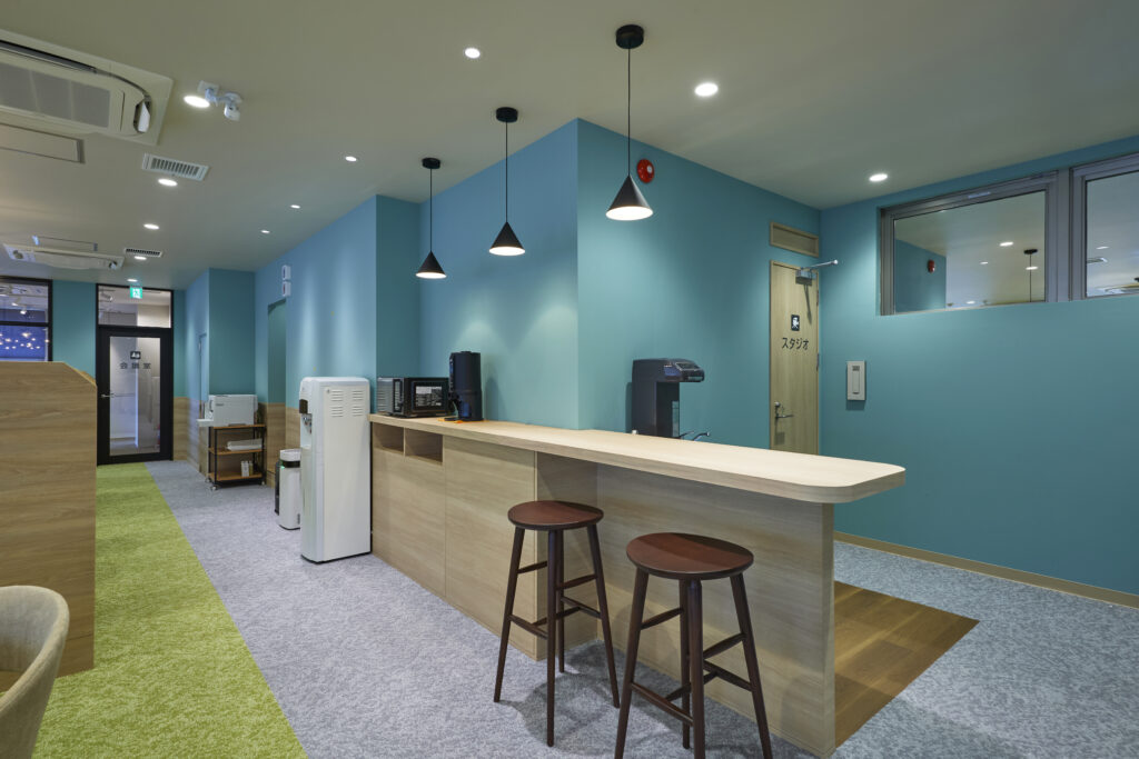 コワーキングスペース_11 - Share Nest 仙川 フリードリンク